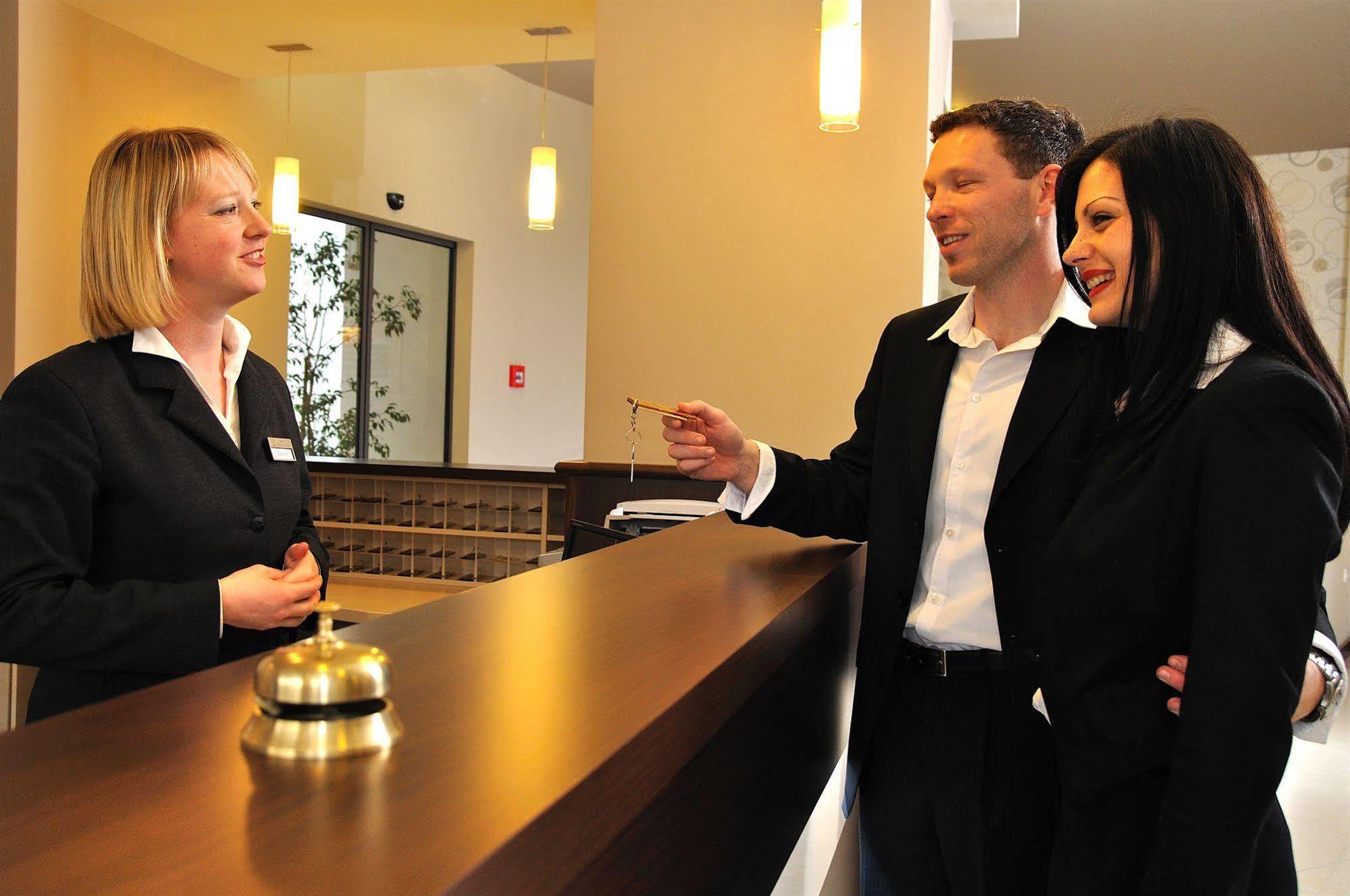 Hotel Fontana Buzet Eksteriør bilde